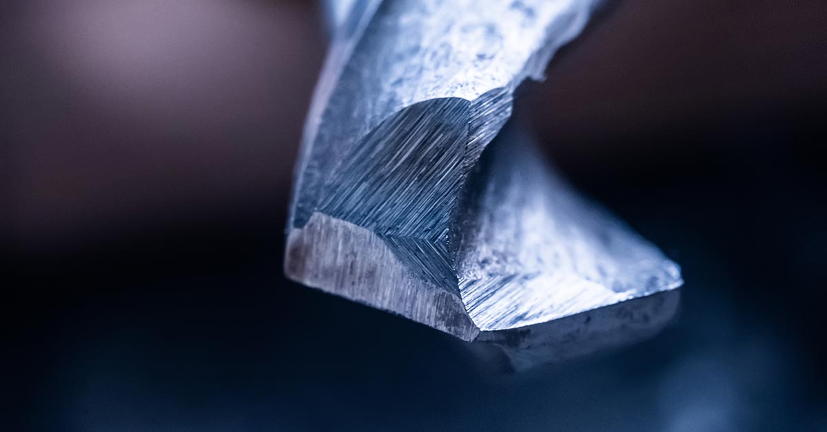 Kaip atskirti platiną nuo balto aukso ir sidabro pagal žymėjimą bei požymius